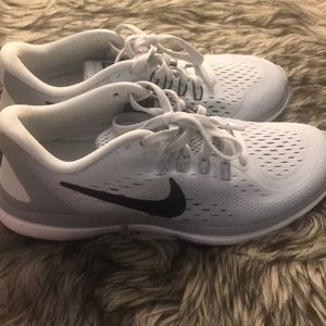 Brand new Nike shoes